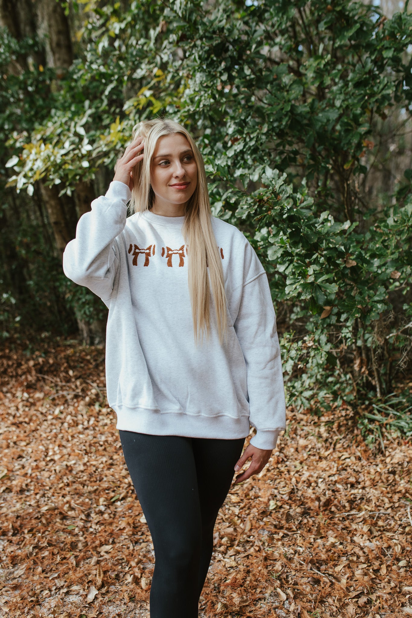 Touchdown & Bows Pullover