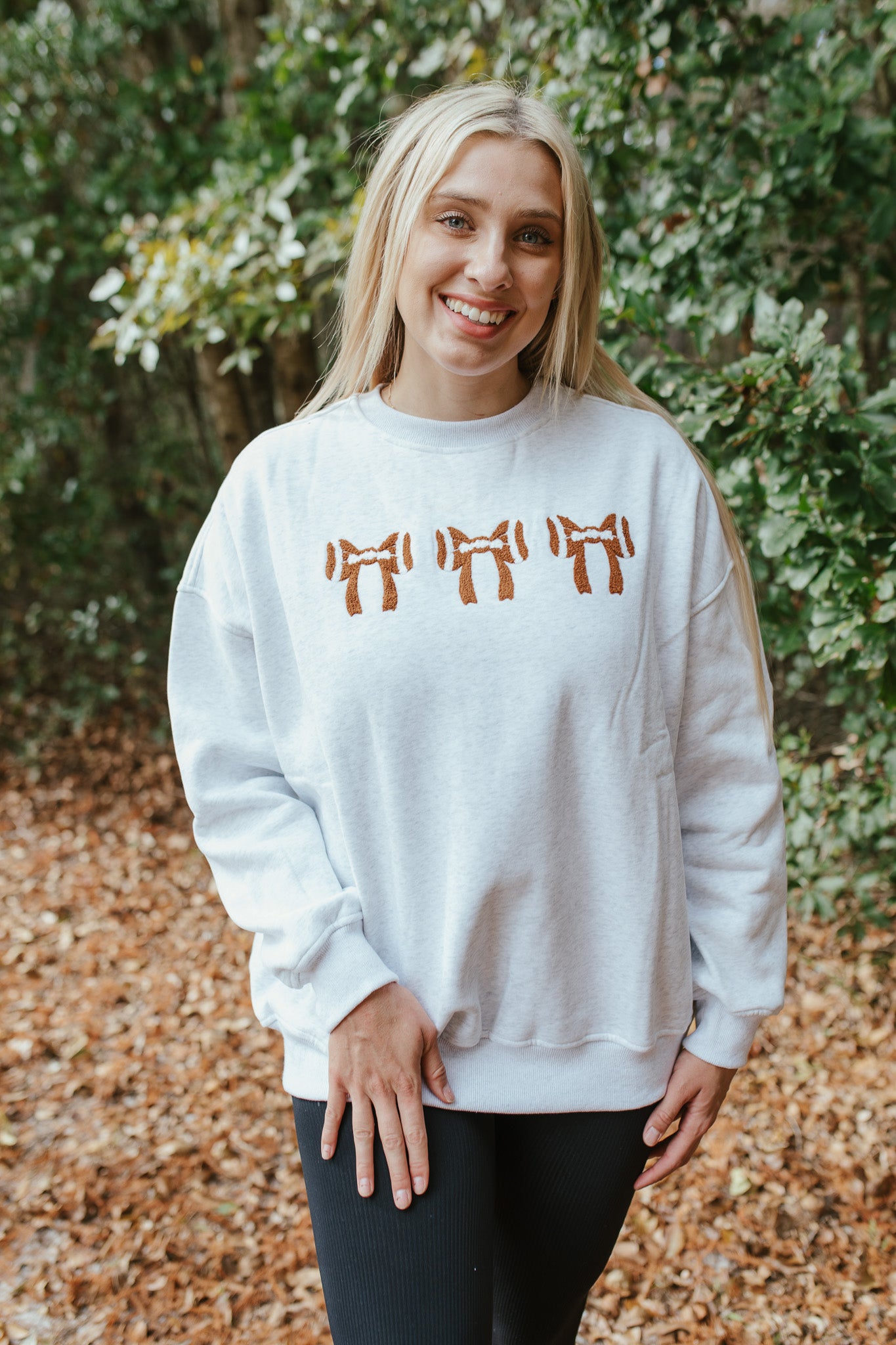 Touchdown & Bows Pullover