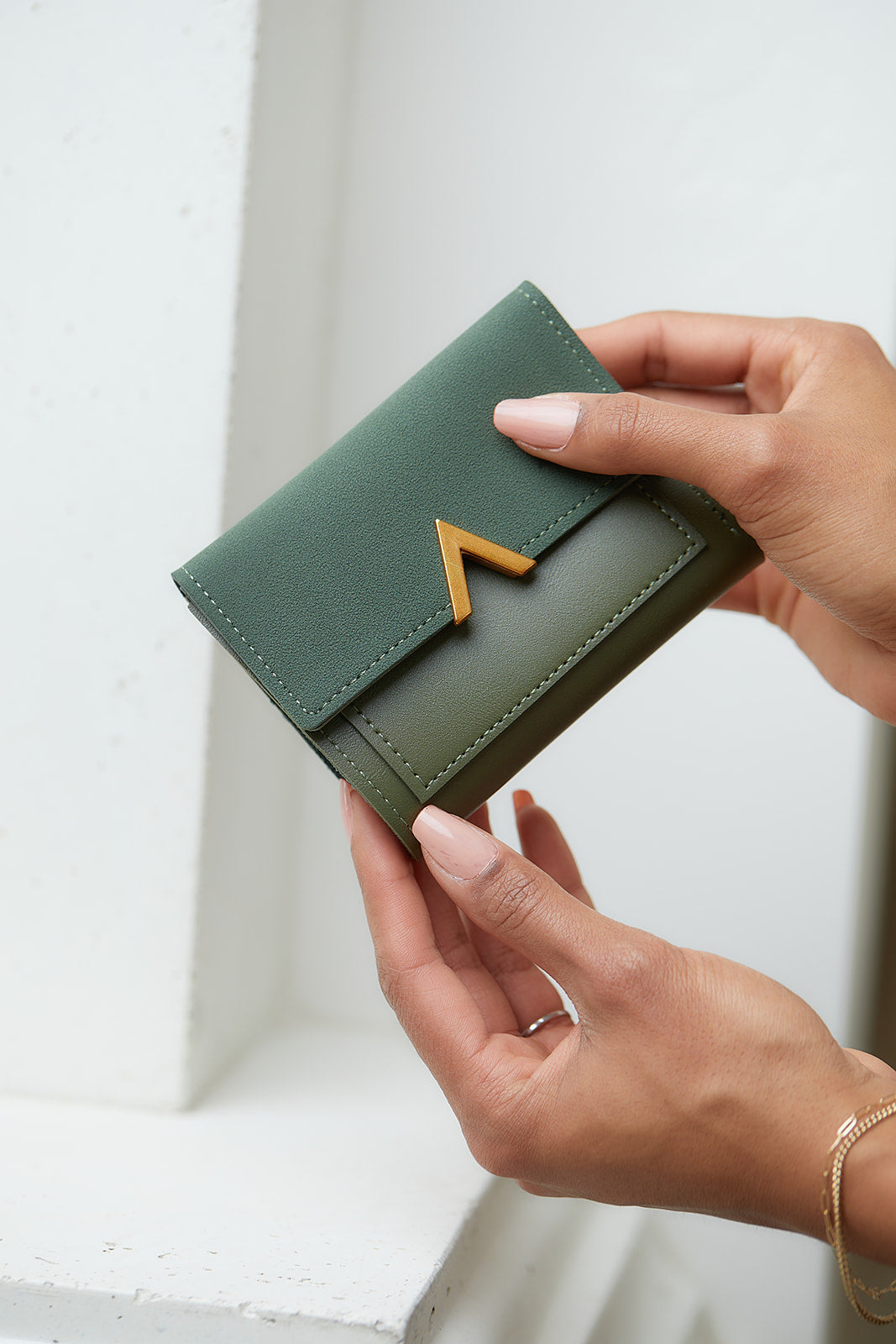 Velzy Wallet in Green